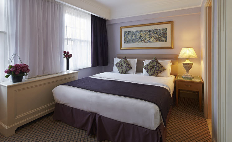 Ascott Mayfair London Room photo
