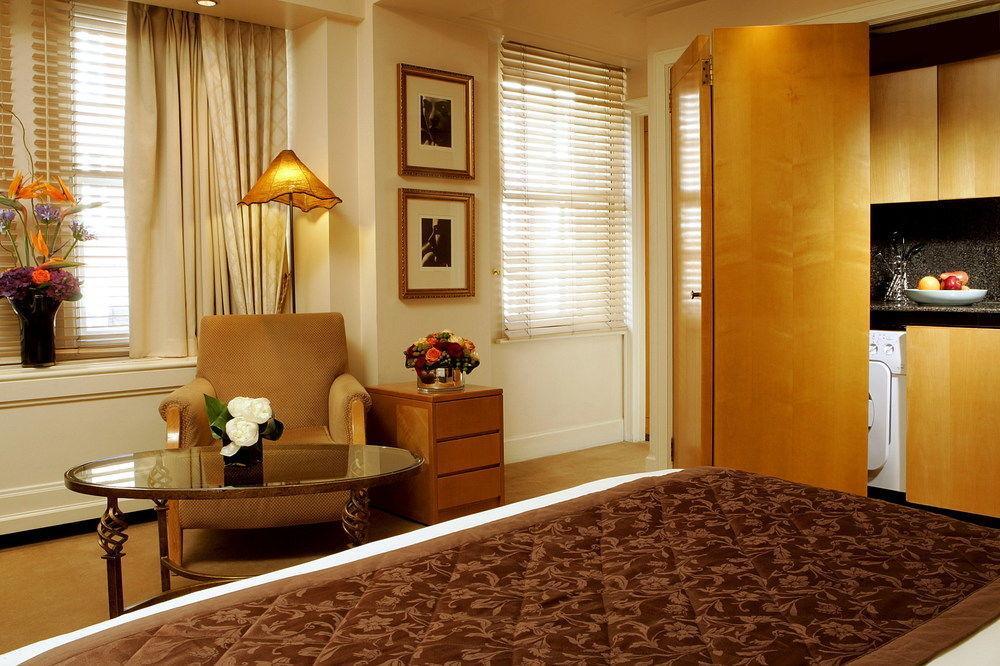 Ascott Mayfair London Room photo